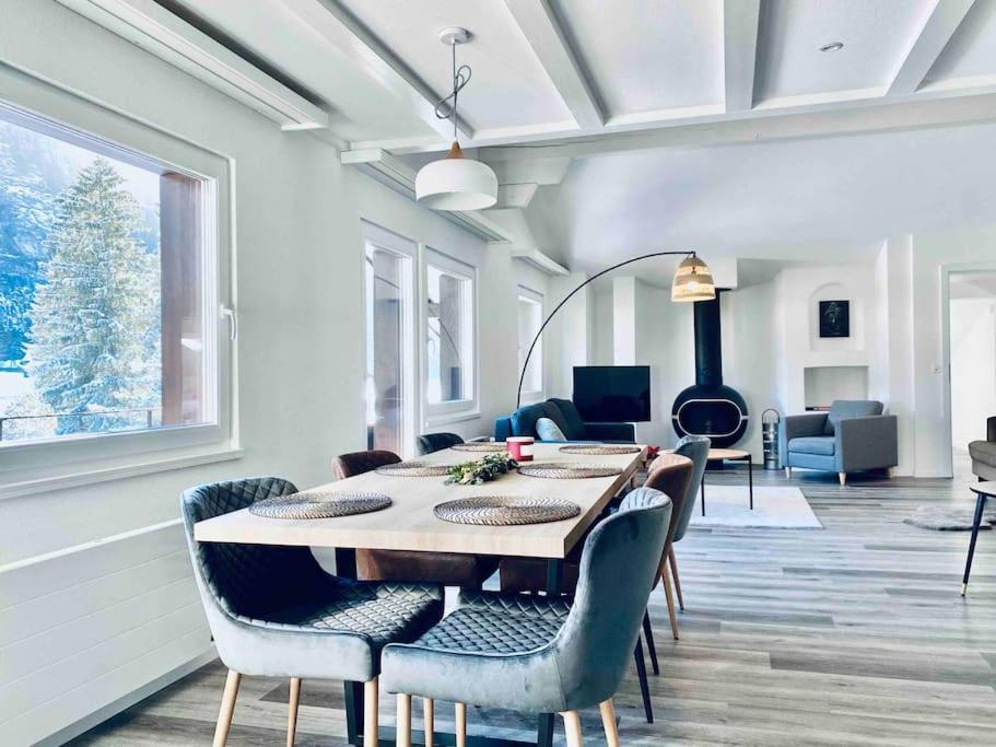 Unique Penthouse With Gallery And Mountain View Kandersteg Luaran gambar