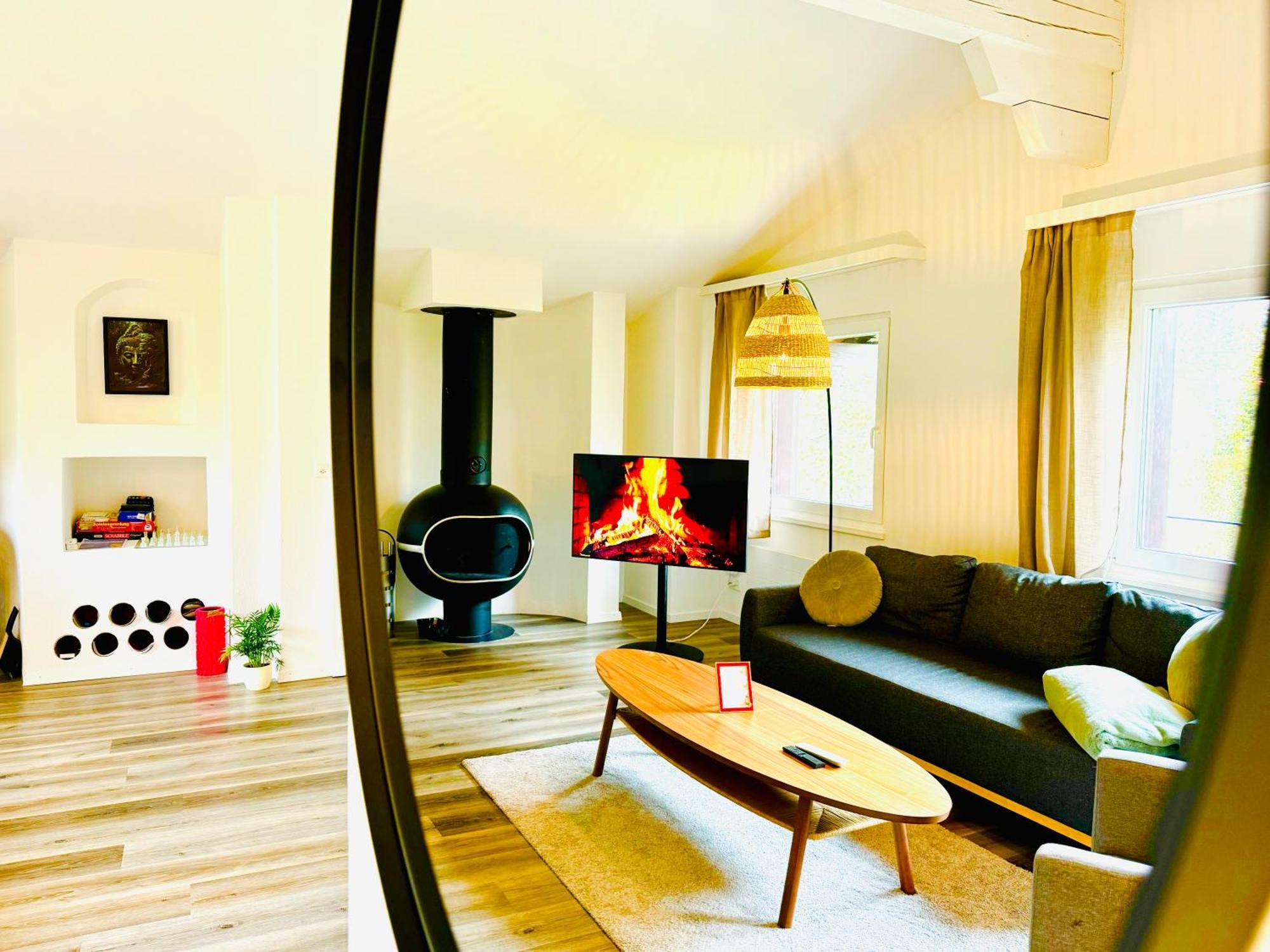 Unique Penthouse With Gallery And Mountain View Kandersteg Luaran gambar